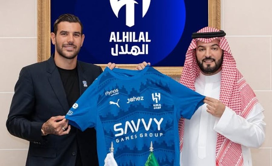 ZYRTARE/ Theo Hernandez largohet nga Milani pas 6 vitesh, mbrojtësi