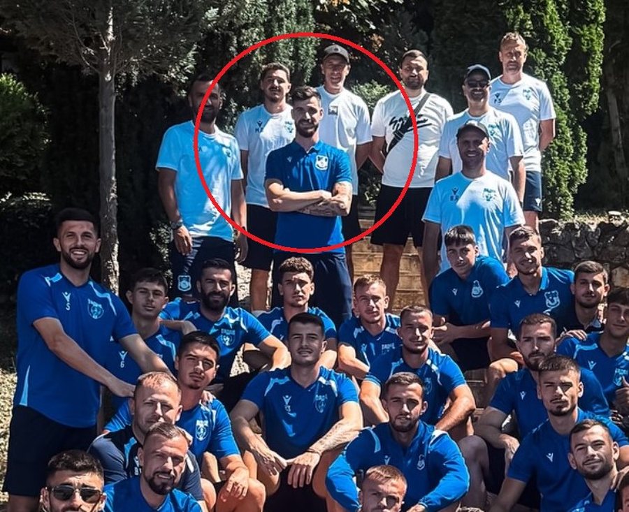 FOTO/ Çfarë po ndodh te Vllaznia, mbrojtësi që u bashkua