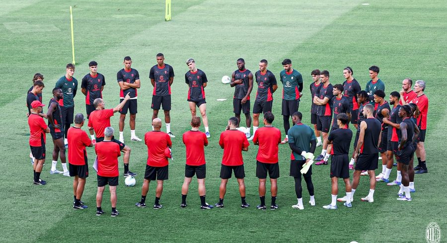 Milani zbret në fushë ndaj Arsenalit, zëvendësuesi i Theos