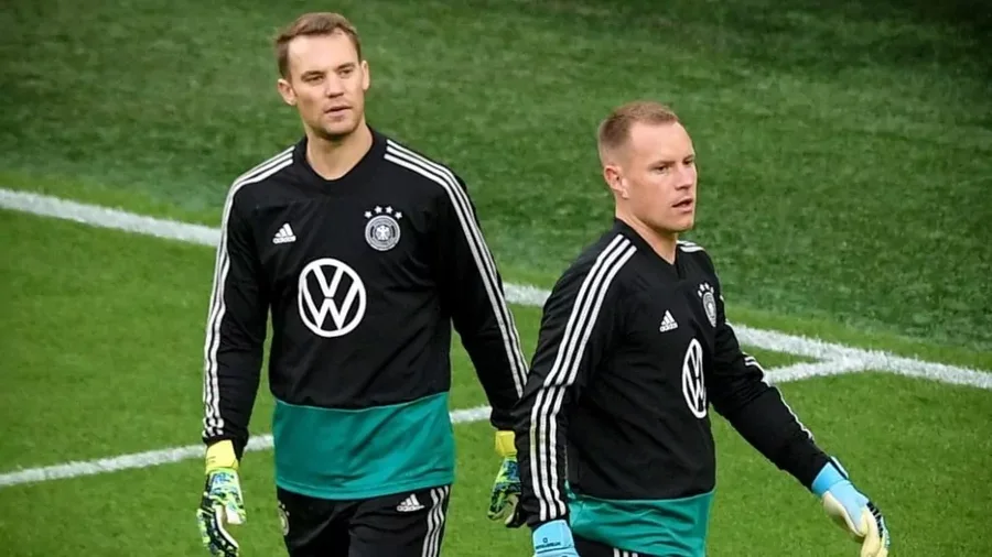E BUJSHME/ Manuel Neuer gati të rikthehet te Gjermania, Ter Stegen nuk bind