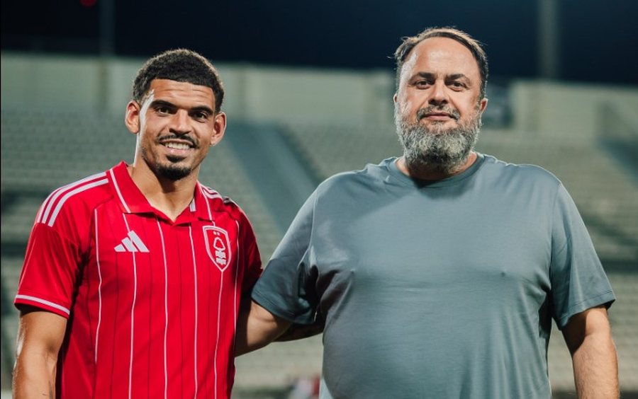 ZYRTARE/ Kishte arritur marrëveshje me Tottenham, ylli anglez firmos