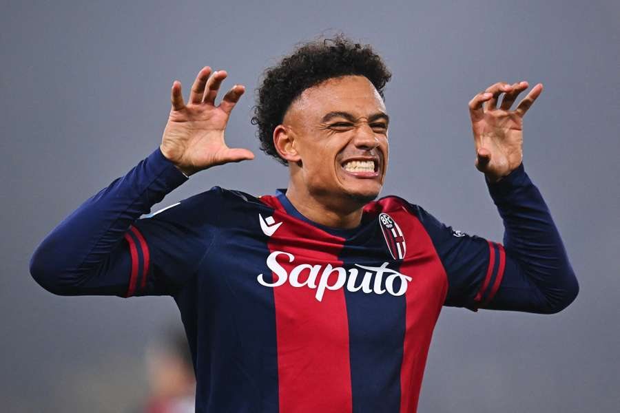 Bologna “mbush arkat”! Ylli i ekipit “lë