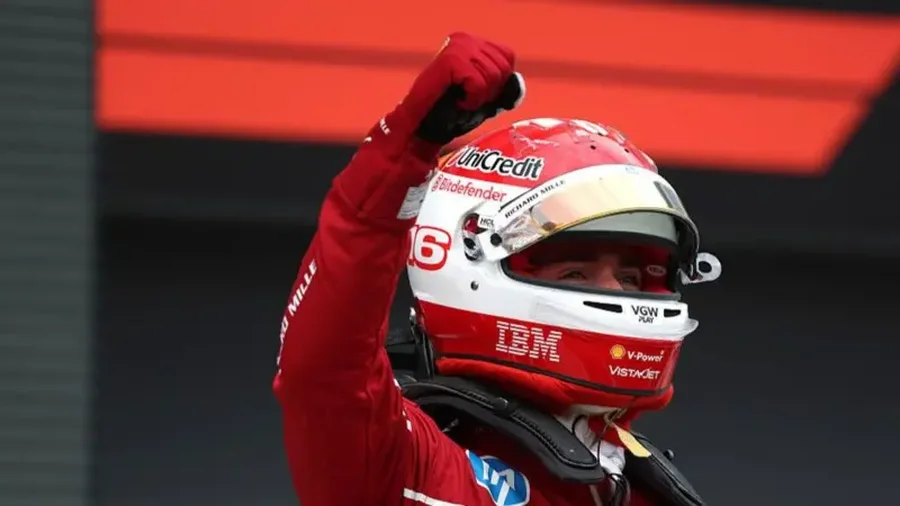 “Mamma mia”, Charles Leclerc lë me “gisht në