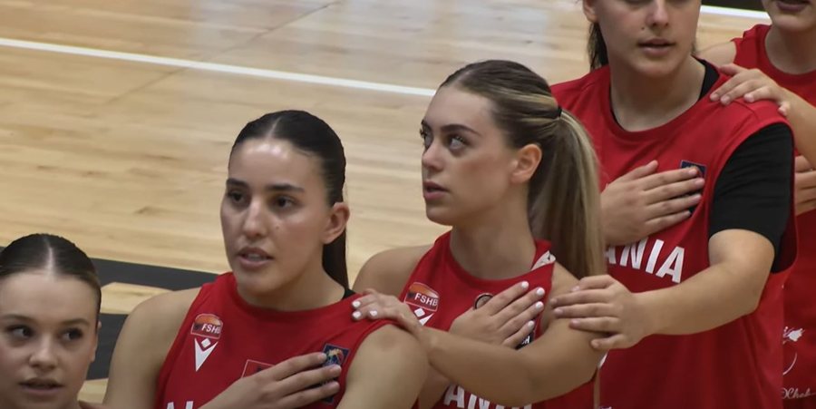 VIDEO/ Serbia bën për "ujë të ftohtë" vajzat