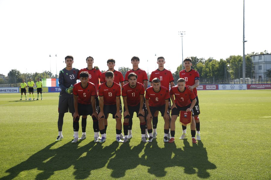MIQËSORE U-19/ Përmbysje e “çmendur” dhe 5 gola