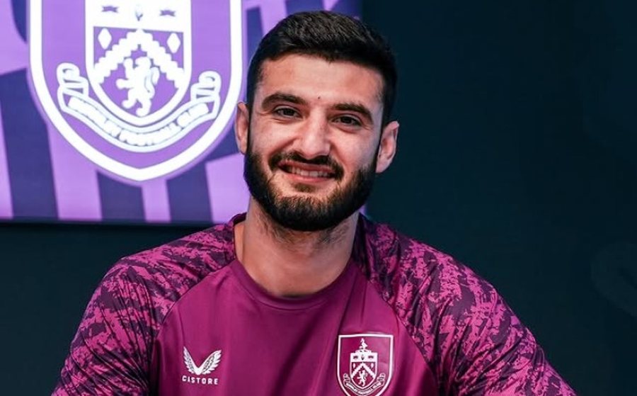 ZYRTARE/ Armando Broja largohet nga Chelsea, sulmuesi shqiptar firmos 5 vite me