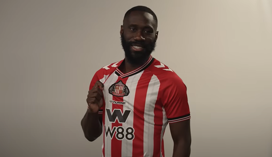 ZYRTARE/ Sunderland bën “goditjen” e radhës, anësori