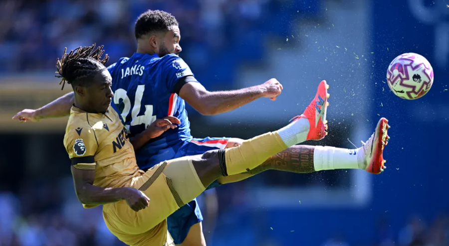 U parashikuan pretendentë në Premier League, klubi londinezë