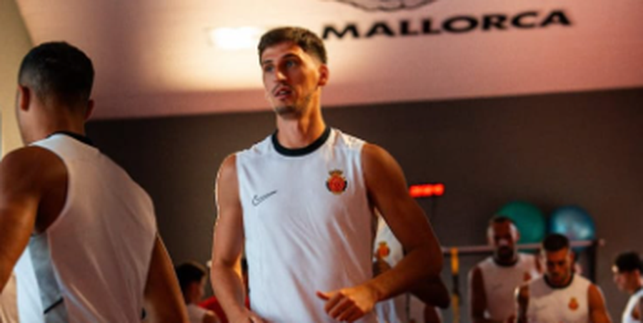 Debuton me “Piratët”, mbrojtësi i Kombëtares solid