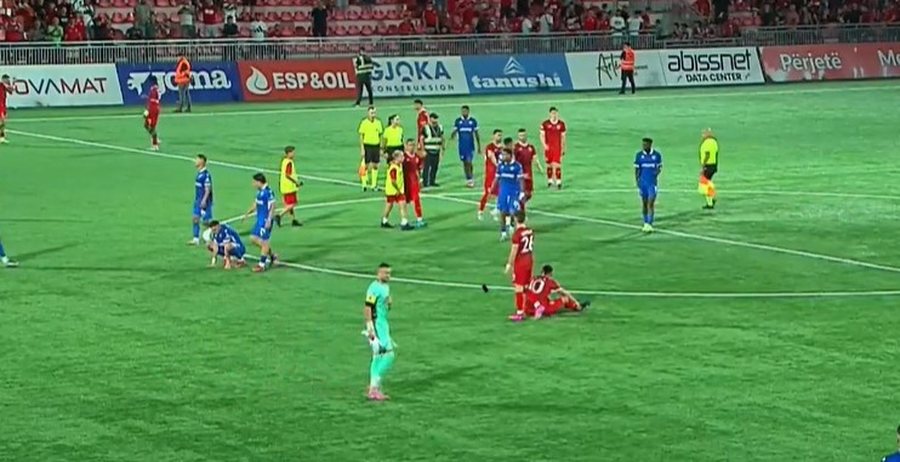 VIDEO/ Vendos një autogol në “Arenën e Demave”,