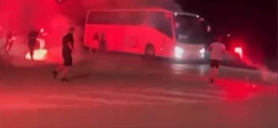 VIDEO/ “Fanaticsat” dhe “Guerrilsat” sëbashku,