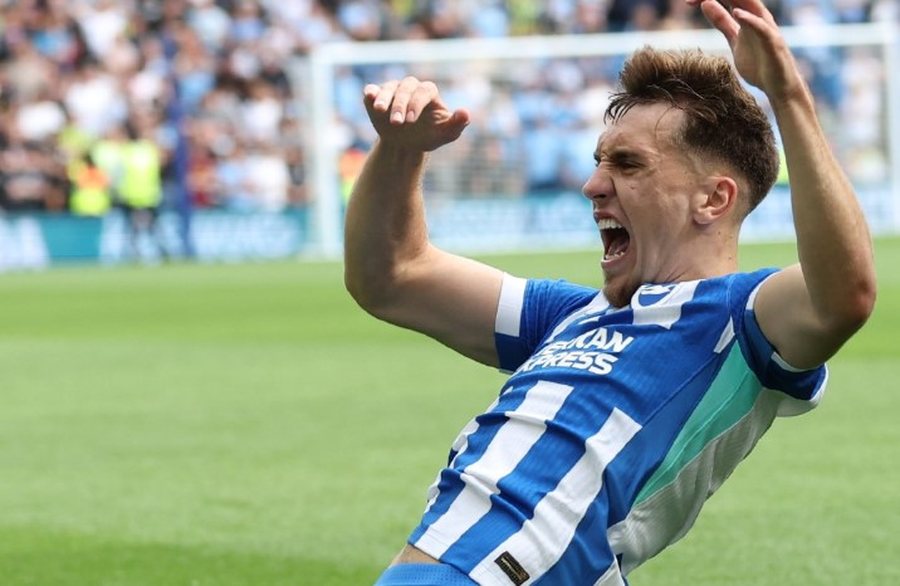 VIDEO/ Përmbysje spektakolare në Premier League, sulmuesi që