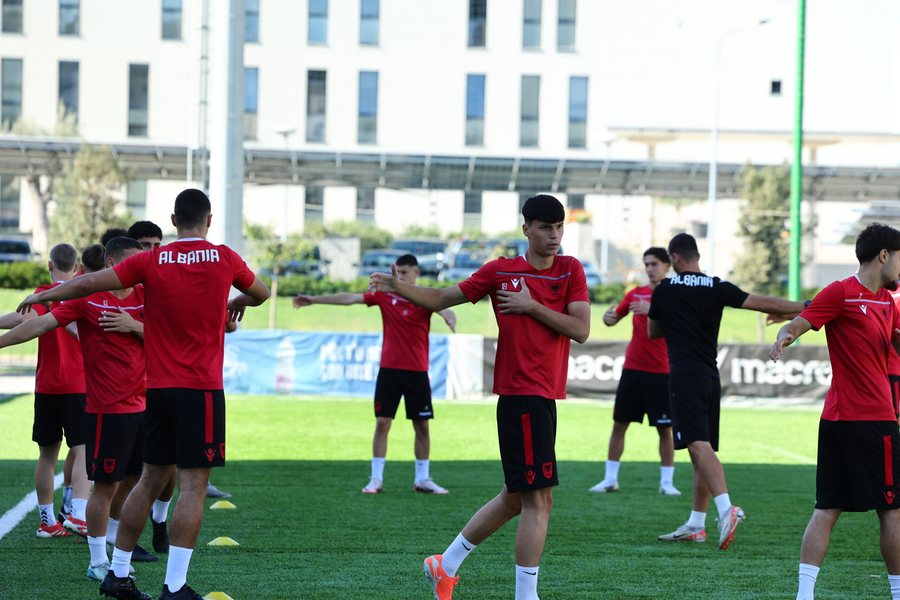 Turneu triangolar U-19 në ‘Shtëpinë e Futbollit’,
