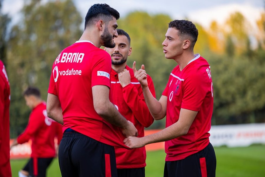 Shau Kristjan Asllanin? FSHF reagon menjëherë dhe i shkruan publikisht