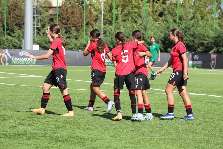 Kombëtarja U-15 për vajza zhvillon përgatitjet e fundit