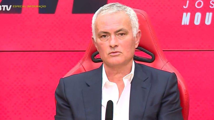 ZYRTARE/ Rikthim pas 25 vitesh, Jose Mourinho merr drejtimin e