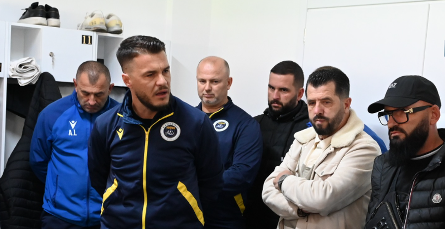 “Nuk jam nga ata që...”, Emiljano Çela e nis me