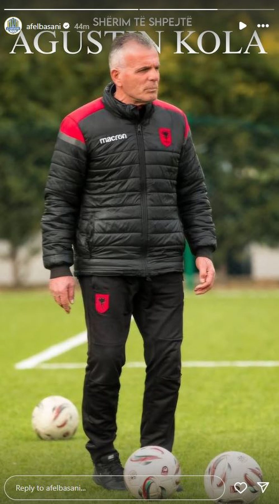 FOTO/ Legjendë e futbollit shqiptar, Elbasani ka një MESAZH për
