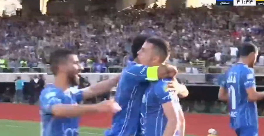 VIDEO/ Jasir Asani s’di të ndalet! Shënon gol dhe feston si CR7,