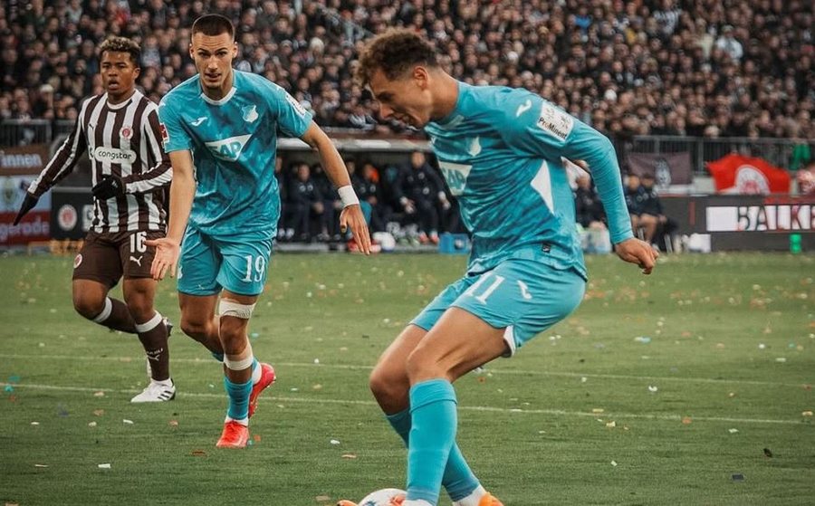 FOTO/ I katërti më i mirë në kampionat, Asllani në
