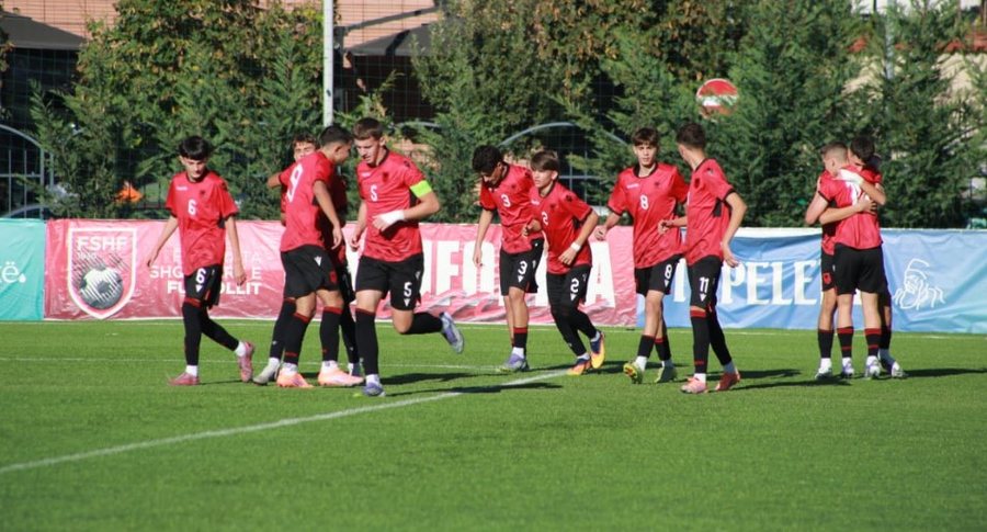UEFA Development U-15/ Shqipëria e nis në mënyrë fantastike