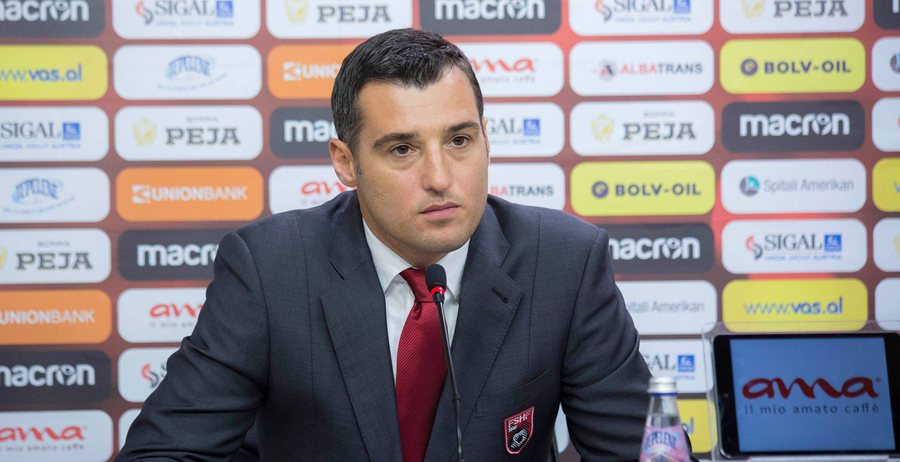 ZYRTARE/ Vetëm 5 pikë dhe në vend të fundit, klubi i beson