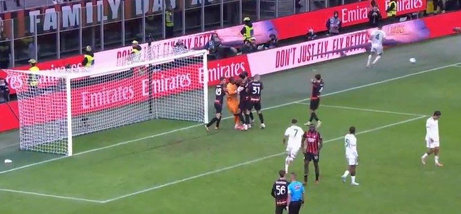 VIDEO/ Mike Maginan hero absolut! Milan i falet portierit francez, merr 3