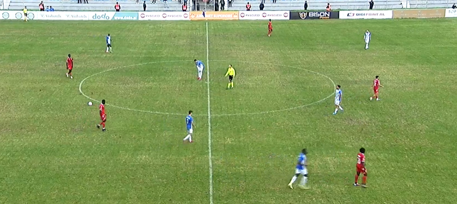 VIDEO/ Bylis “trondit” Tiranën në kryeqytet, trajneri