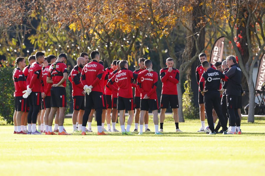 Andorra-Shqipëri/Kombëtarja nis grumbullimin, zhvillon stërvitjen