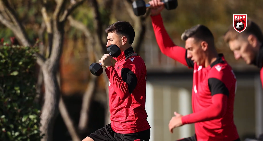 Kombëtarja kryen seancën e dytë stërvitore, ja si paraqitet