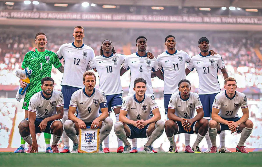 Anglia i fut “tmerrin” Shqipërisë, në Tiranë do