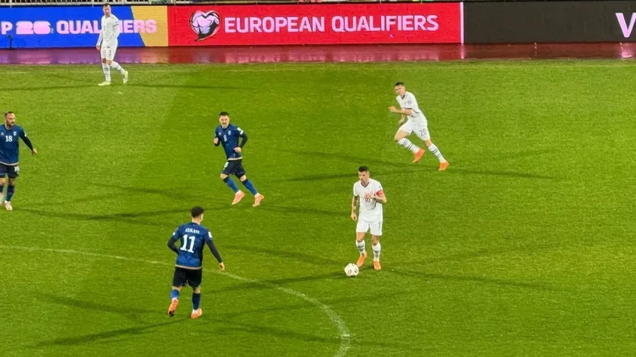 U fishkëllye shumë në “Fadil Vokrri” dhe debatoi me