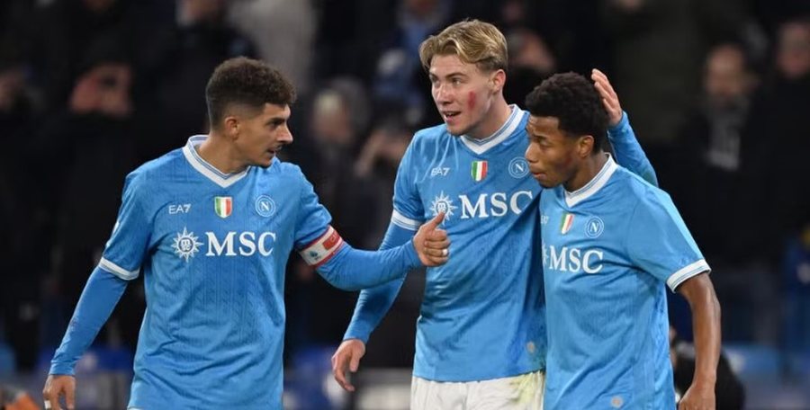 VIDEO/ Duel kapitenësh shqiptar në Serie A, Napoli i Rrahmanit