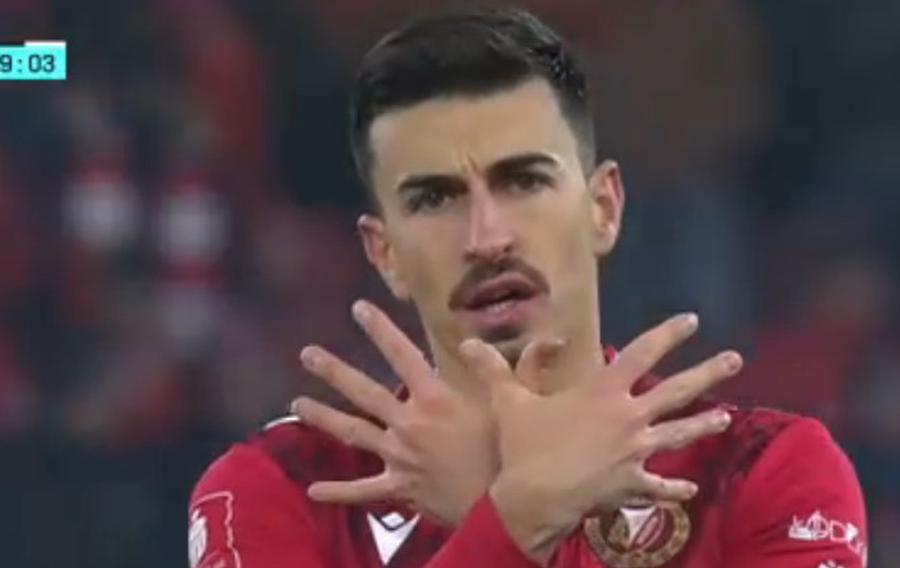 VIDEO/ U la jashtë Kombëtares, Juljan Shehu “pushton”