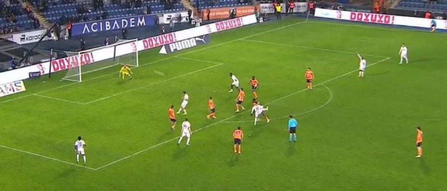 VIDEO/ I jep “shuplakë’ Sylvinhos dhe kritikave, Ernest