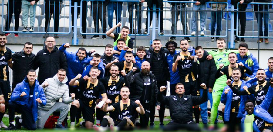 Pretendentët kryesorë për titullin, trajneri TRONDIT me