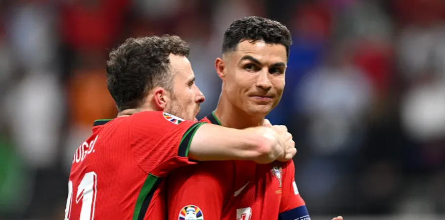 Ora me ÇMIME marramendëse për të gjithë shokët e