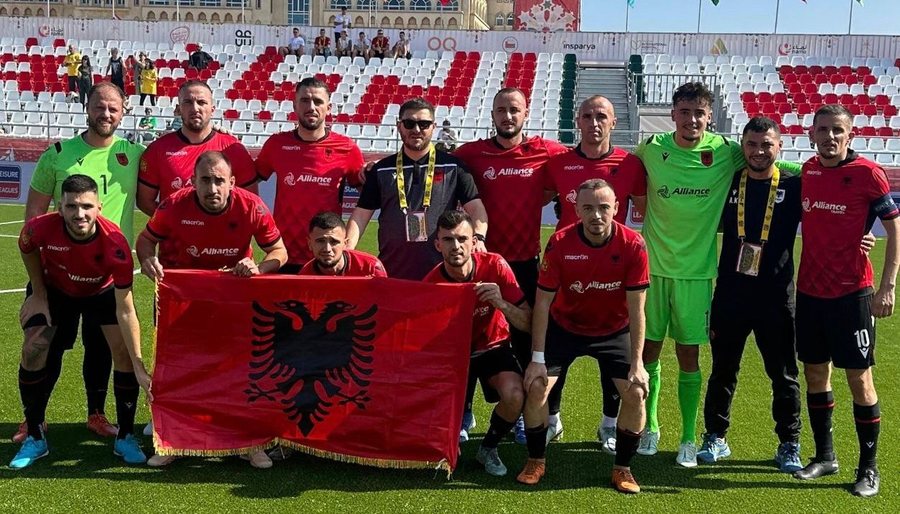 FANTASTIKE/ 25 shtete zbarkojnë në Tiranë, Shqipëria