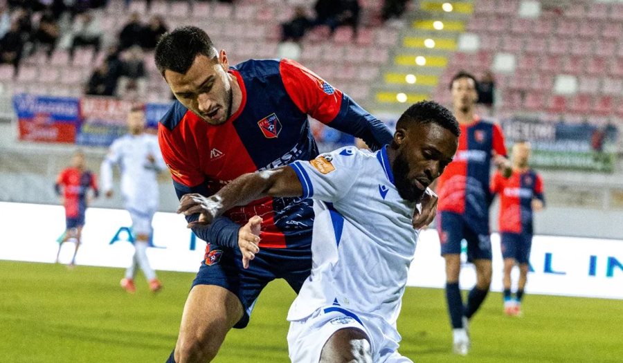 “Dorëzohen” te Vllaznia në “Loro