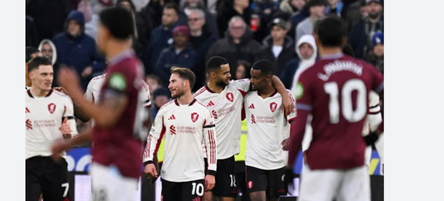 VIDEO/ “Ultimatumi” i bën mirë trajnerit, Liverpool