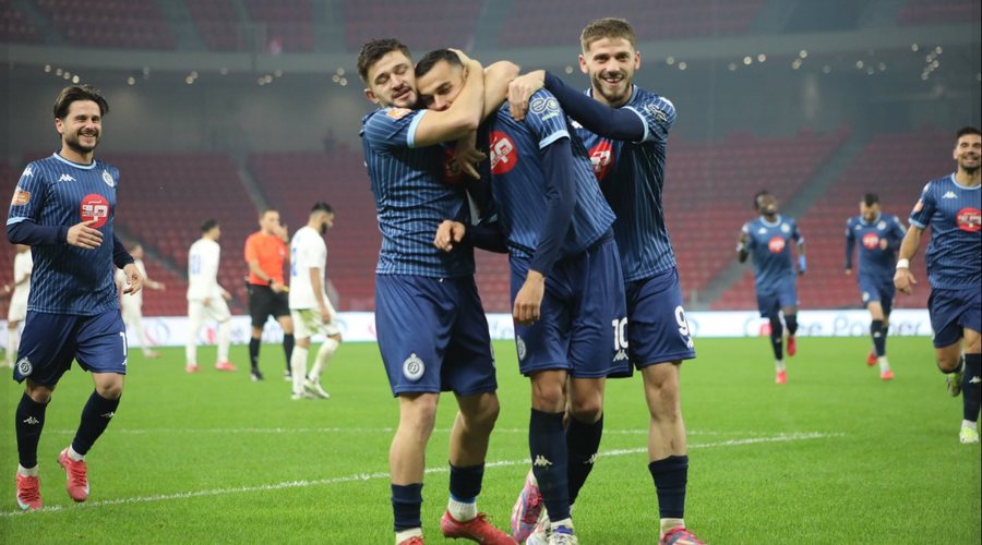 “Dërrmoi” i vetëm Tiranën në derbi, Vllaznia ia