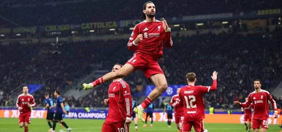 VIDEO/ Gjimshiti i jep “leksion” yjeve të Chelesa, Liverpool