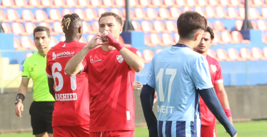 VIDEO/ “Tërbohet” ish-sulmuesi i Tiranës, trigolësh