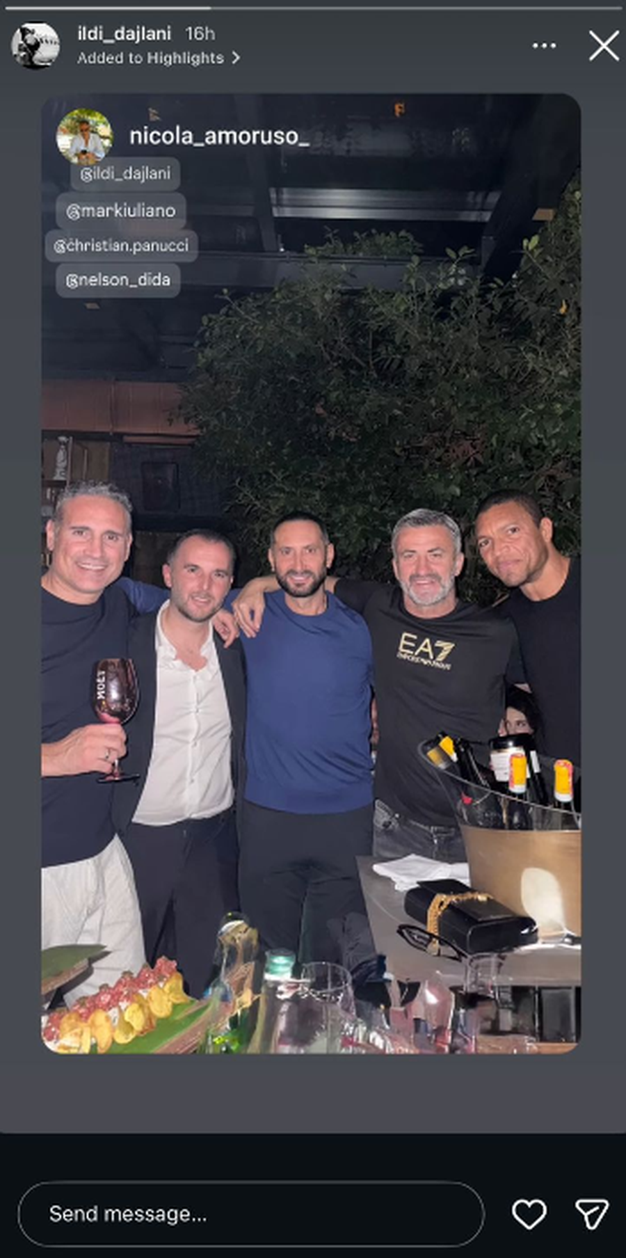 FOTOLAJM/ Ish trajneri i Partizanit &ldquo;zbarkon&rdquo; n&euml; Tiran&euml;,