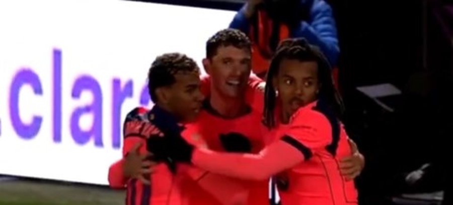 VIDEO/ Barcelona shp&euml;ton p&euml;r &ldquo;nj&euml; fije&rdquo;, eliminon nga