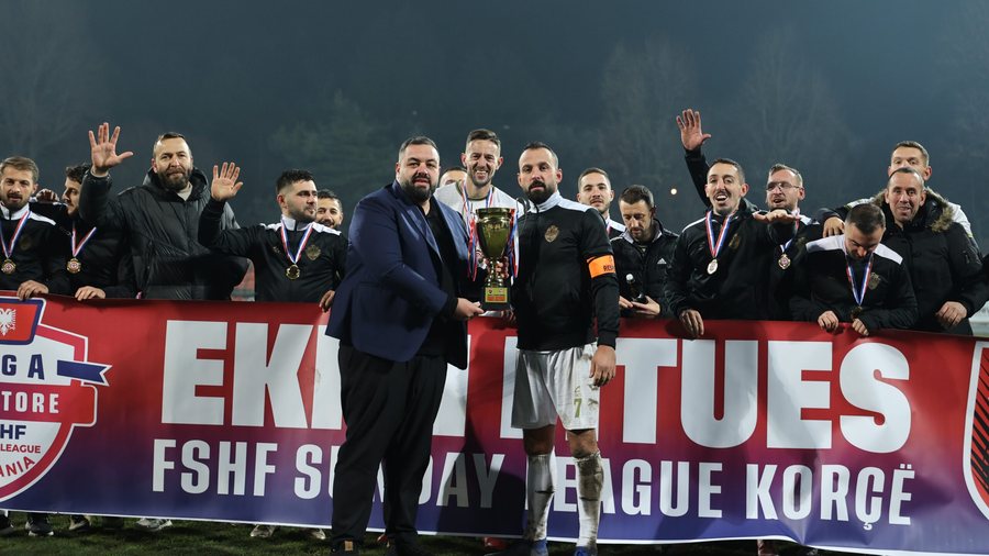 FSHF Sunday League 11 vs 11 n&euml; Kor&ccedil;&euml;/ FC Helzag fiton finalen,