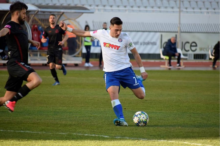 Tirana &ldquo;peshkon&rdquo; ish-in e Hajduk Split, gati firma me
