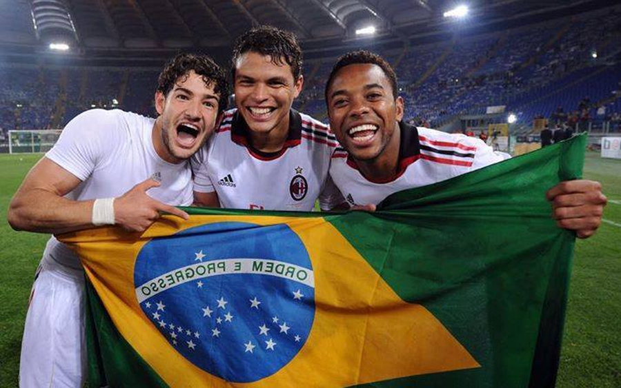 E KRYER/ Allegri thot&euml; &ldquo;po&rdquo;, Milan rikthen brazilianin kampion