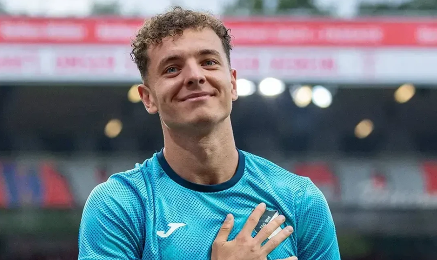 12 milion&euml; euro, Asllani shp&euml;rblehet p&euml;r golat e sh&euml;nuar