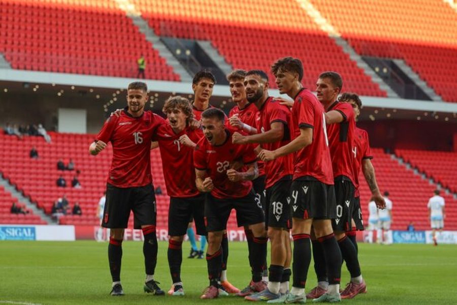 Mbrojt&euml;si i Shqip&euml;ris&euml; braktis Atalant&euml;n, gati kalimi